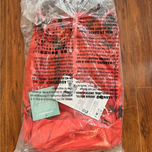 Freescape Lite 26 Orange Backpack - Picture 2 of 12